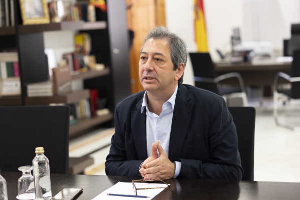 La Junta Electoral afirma que Barrera rompió la neutralidad al hablar de la amnistía