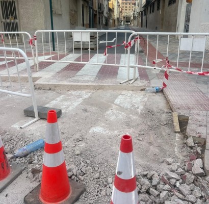 El PSPV denuncia que hay que rehacer la Zona de Bajas Emisiones en el Raval de San Félix