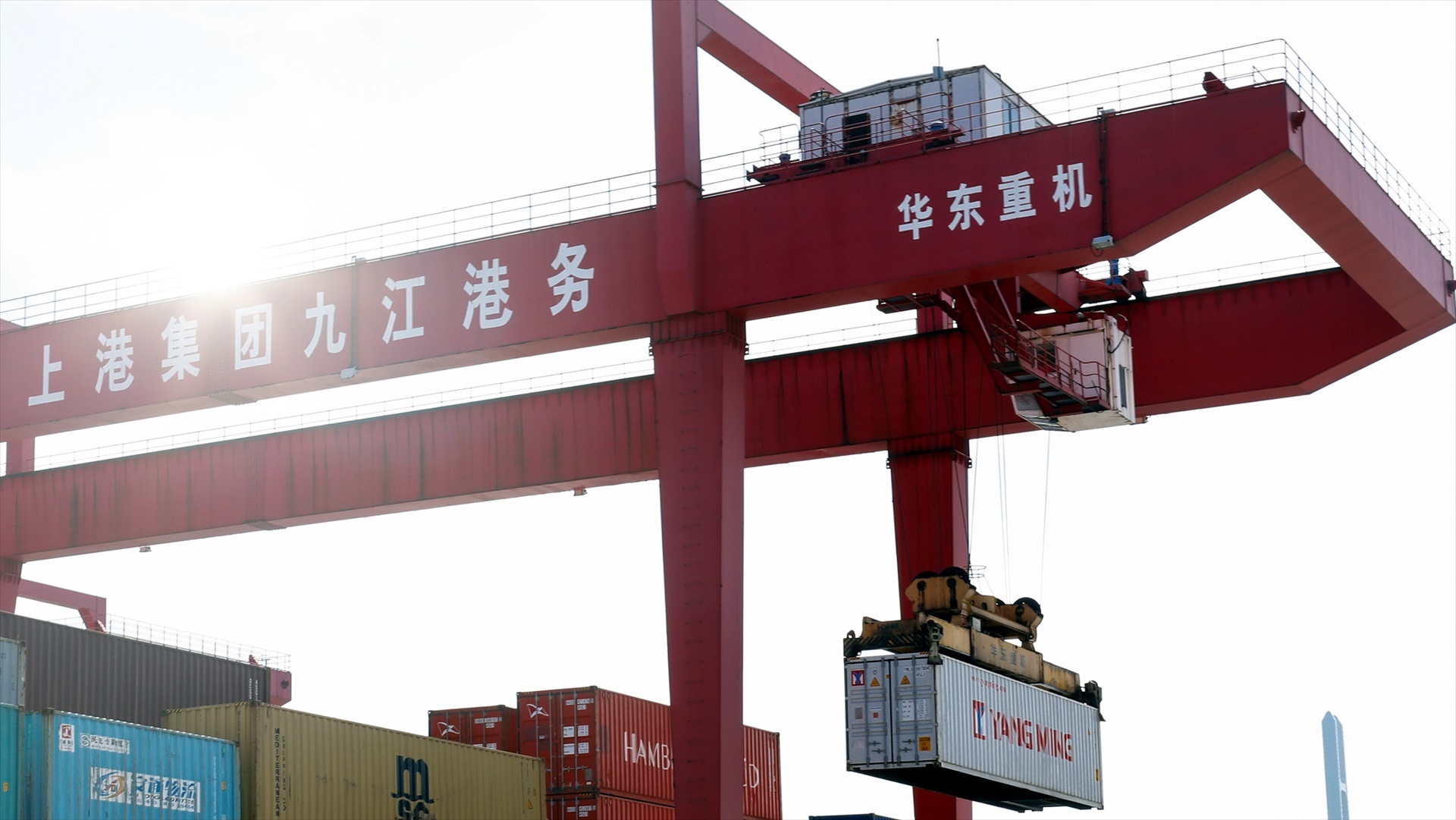 Las exportaciones chinas repuntan en mayo al 7,6%, hasta los 277.400 millones de euros