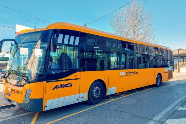 La Generalitat refuerza el servicio de Metrobús entre Valencia y Torrent desde este fin de semana
