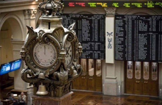 El Ibex 35 cierra en máximos desde julio de 2015 al superar la cota de los 11.400 puntos tras el BCE