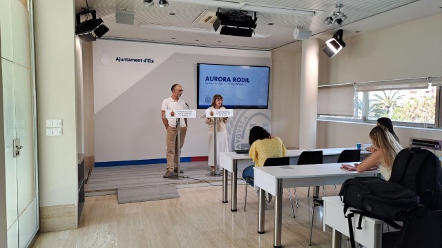 Elche impulsa un servicio de atención psicológica preventiva a familias con menores 