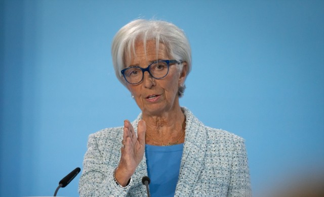 El BCE baja tipos por primera vez desde 2019, pero evita comprometerse con una senda de recortes