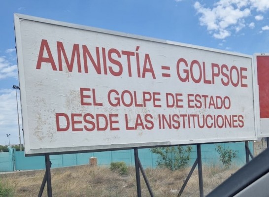 La Junta Electoral de Castelló ordena retirar las vallas publicitarias con el lema 'Amnistía=GolPSOE'