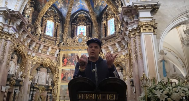 Un rapero graba un videoclip en la Catedral de València sin autorización