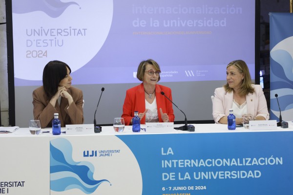 Eva Alcón aboga por la internacionalización de las universidades para liderar un desarrollo sostenible