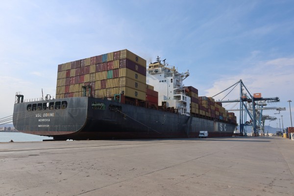 La nueva línea de MSC en PortCastelló exporta sus primeros 5.000 TEUs de azulejo a Marruecos 