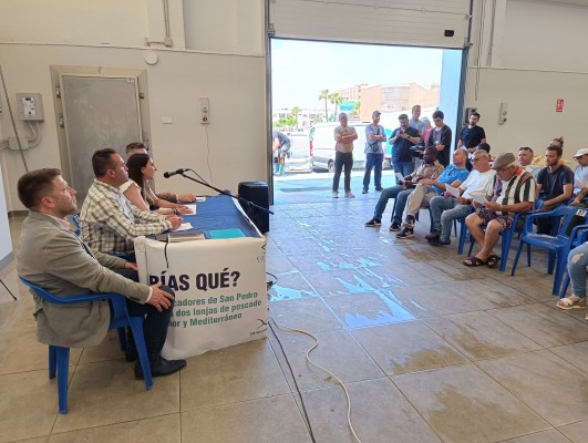 La escasez de pesca en el Mar Menor agoniza la economía de los pescadores de San Pedro