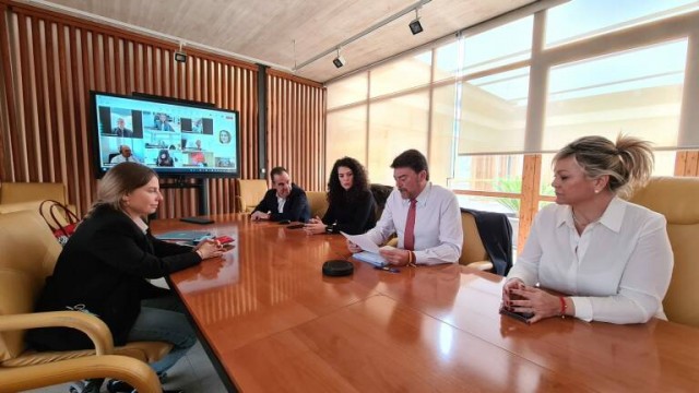 Alicante preadjudica otro crédito al Santander y Caja Rural Granada y despeja 48 millones en obras