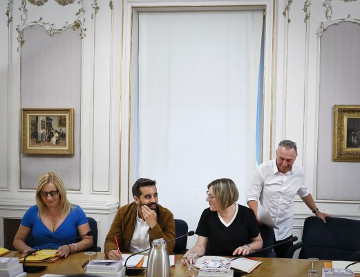 La oposición estudia negociar el Consejo de À Punt y el PP lo mete en el pack de entes sin renovar