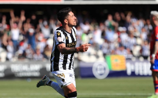Pablo Hernández debutará en los banquillos dirigiendo al Castellón B