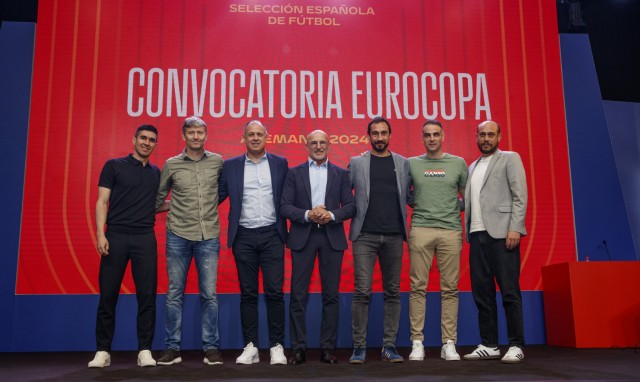 La Federación comunica a De la Fuente que su renovación hasta 2026 ya es efectiva
