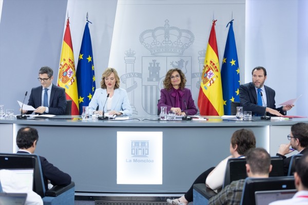 Aprobada la ley de protección digital del menor, con alejamiento, test pediátricos y control parental