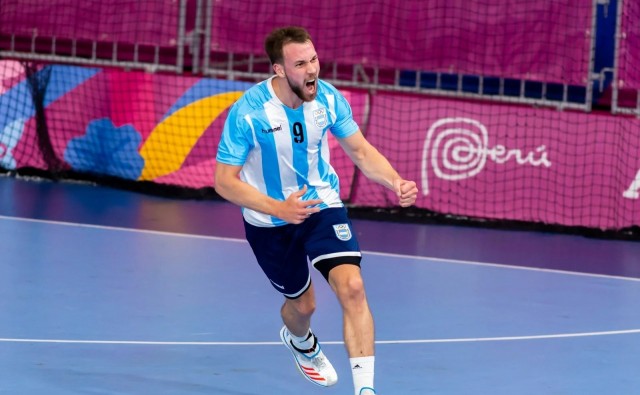 El Balonmano Eón anuncia la incorporación del extremo internacional argentino Santiago Baronetto

