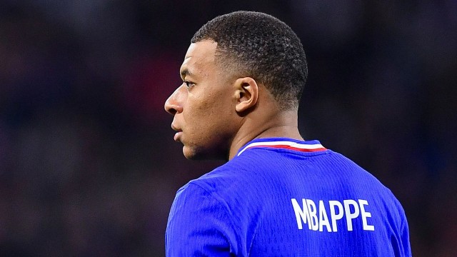 El Real Madrid anuncia el fichaje de Mbappé por cinco temporadas
