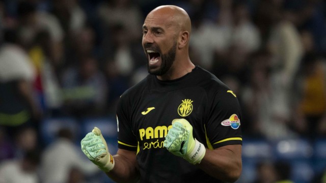 Empieza la operación salida en el Villarreal: Pepe Reina se marcha del Submarino
