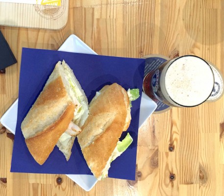 ¿Un bocadillo, una ensalada César o todo a la vez?