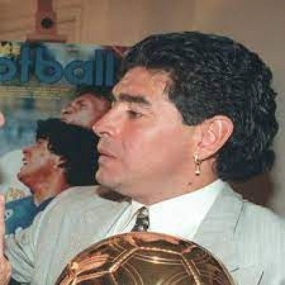 Los herederos de Maradona piden a la Justicia de Francia la incautación del Balón de Oro