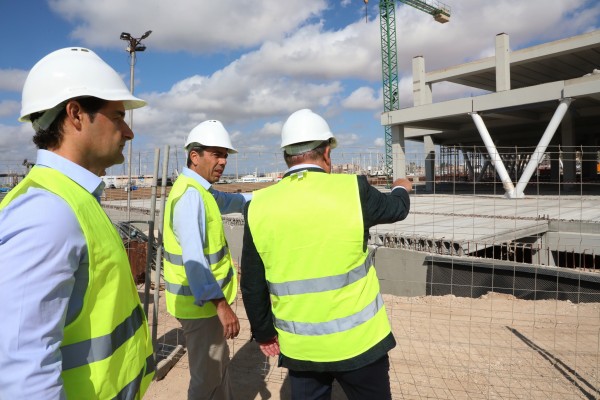 Mazón califica las obras del puerto de Torrevieja como un 