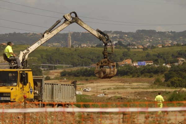 La licitación de obra pública se dispara casi un 14% hasta marzo gracias a Adif y los ayuntamientos
