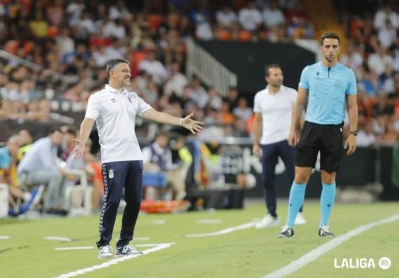 García Pimienta, nuevo entrenador del Sevilla para las dos próximas temporadas