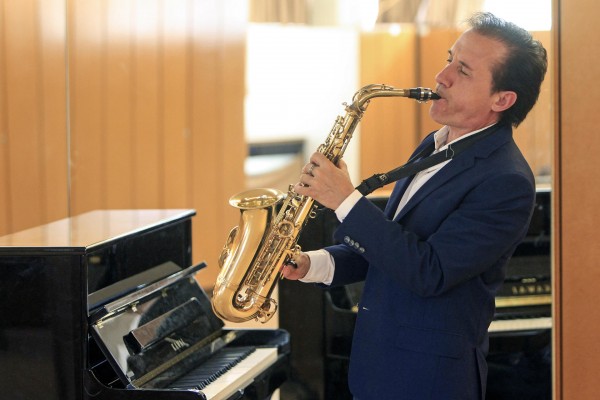 Román Rodriguez analiza la relevancia de la musicoterapia en oncología pediátrica