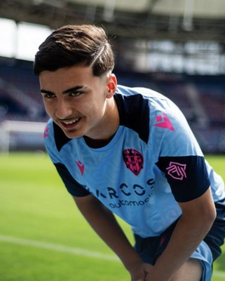 El Levante, a Huesca sin nueve jugadores del primer equipo y con ocho canteranos