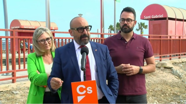Cañas (Cs) se suma a los vecinos de Alicante en la exigencia de la retirada de las vías de la costa