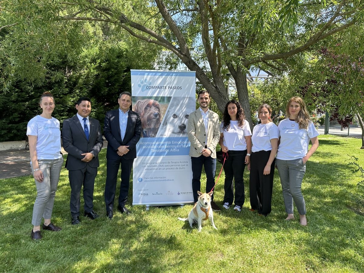 `Comparte paseos’, la iniciativa pionera del sector funerario de Terapia Asistida con Animales
