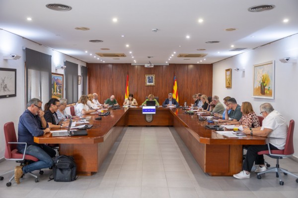 L'Alfàs cede dos terrenos para la construcción de viviendas de protección pública