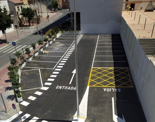 Alquerías estrena un aparcamiento disuasorio en la esquina de la calle Joaquín Rubio Arroniz  