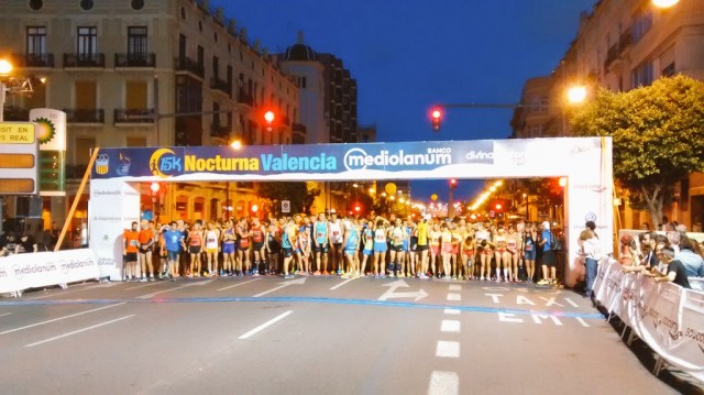 Ouais Zitane y Fatima Ayachi se imponen en la 15K Nocturna Valencia