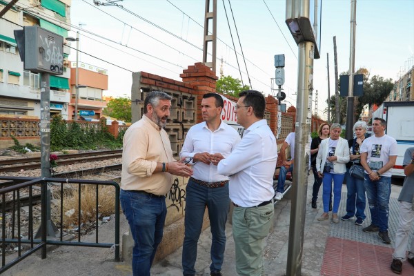 El PP denuncia que no soterrar el paso a nivel de Alfafar 