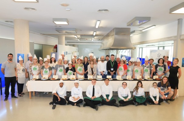 Un plato de guiso de rabo de toro gana el concurso Superchef Senior de Elche
