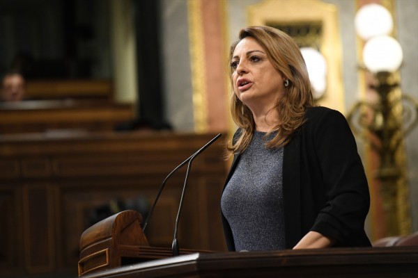 El Congreso regula el permiso por el cuidado de hijo con enfermedad grave para funcionarios