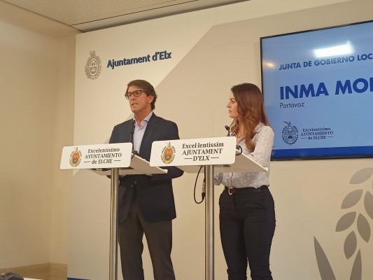 Elche aprueba su reestructuración municipal y la especial dedicación para 76 funcionarios