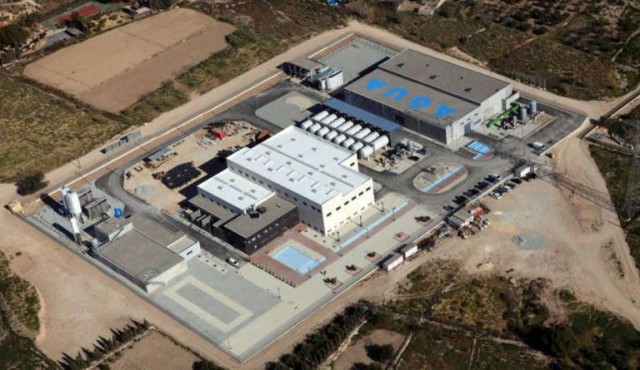 El Campello asume el requerimiento de Acuamed y aprueba actualizar las tarifas del agua potable

