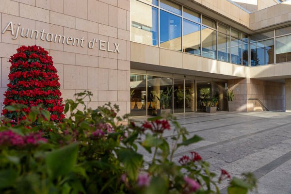 De nou, la llengua