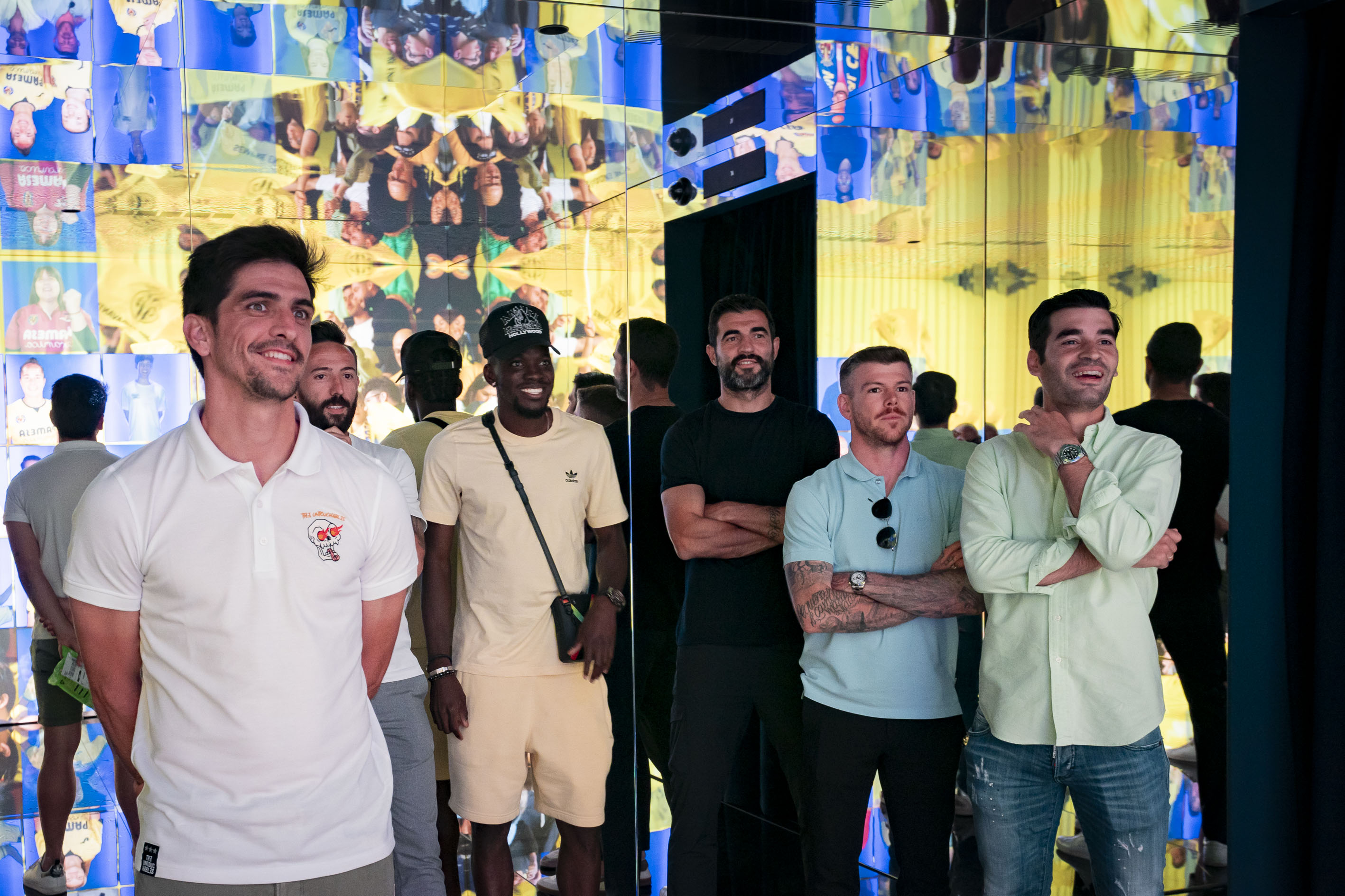 La primera plantilla del Villarreal visita el nuevo museo. Villarreal CF - 