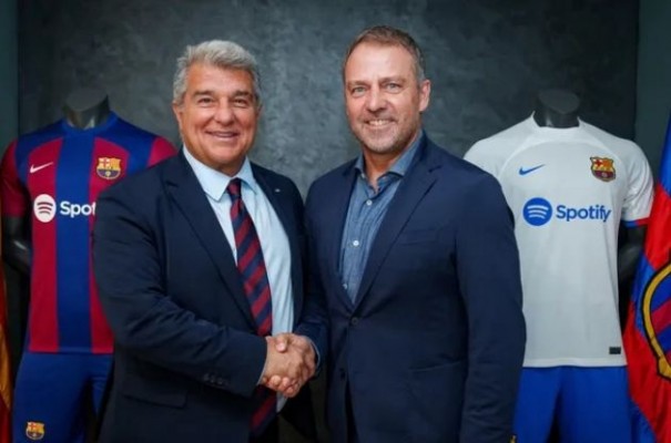 Hans Flick firma dos temporadas con el Barcelona