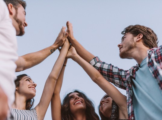 El Campello lanza una encuesta para la juventud que dará forma al segundo Plan Joven
