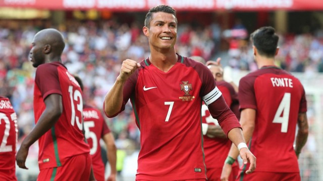 Portugal afronta con cautela su estreno ante Islandia, cenicienta del torneo