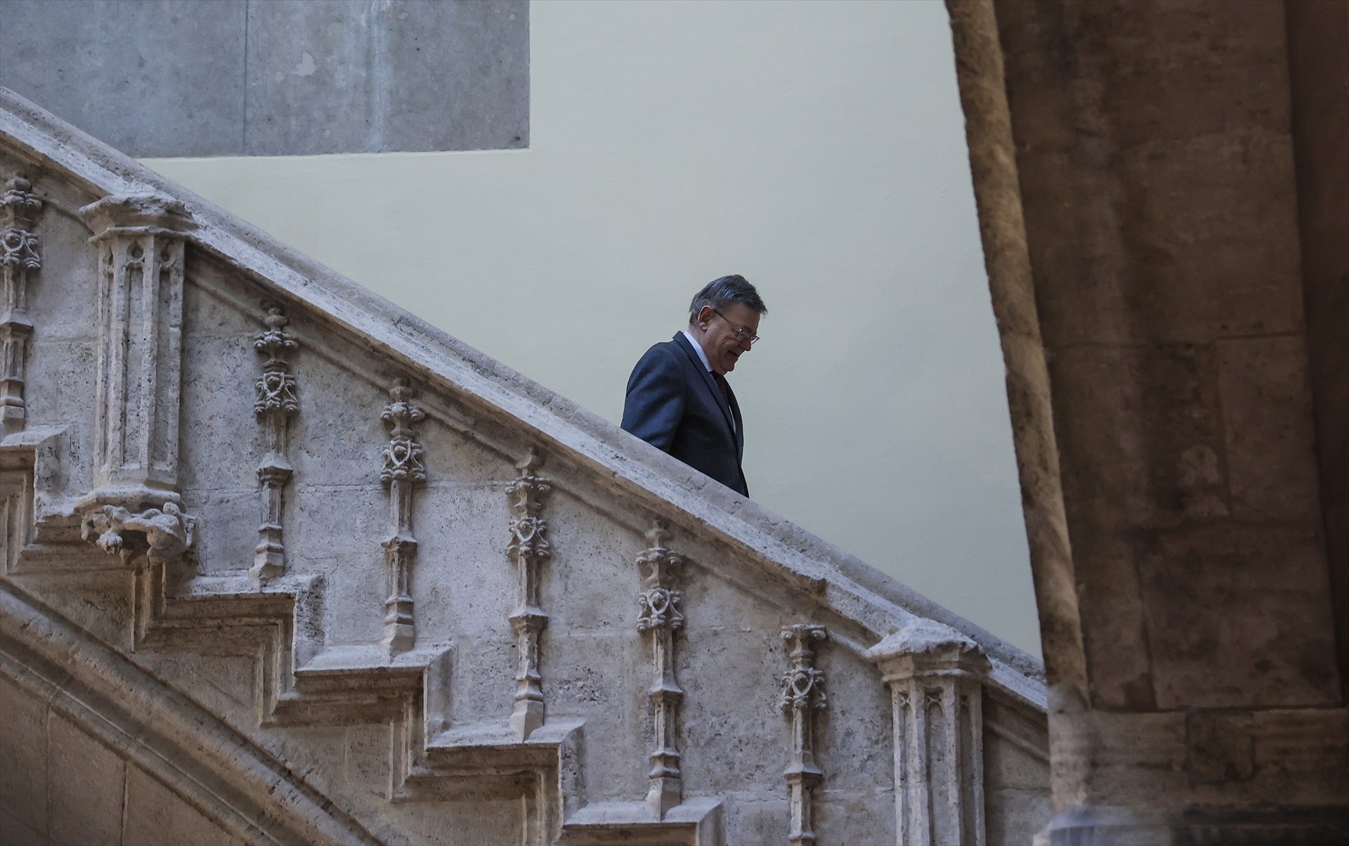 Antifraude ve irregularidades en los contratos del comedor del Palau durante la etapa de Puig