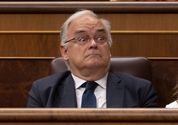 El PP reenvía cartas a los electores tras detectar que no estaban en 