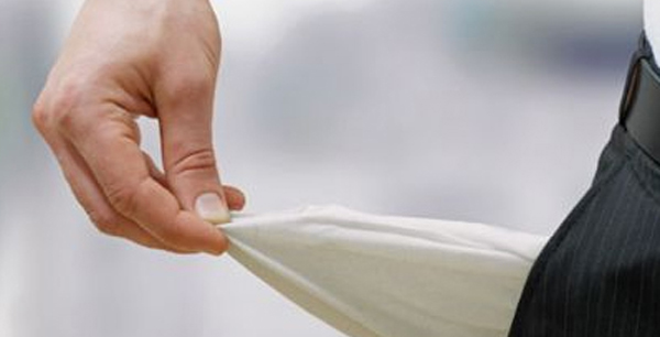 El porcentaje de valencianos endeudados desciende 20 puntos desde 2007, de un 73 a un 53%