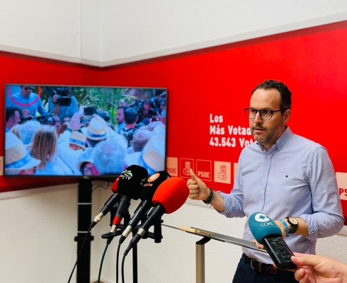 El PSOE de Elche denuncia que el gabinete de prensa municipal trabajó para el mitin del PP 