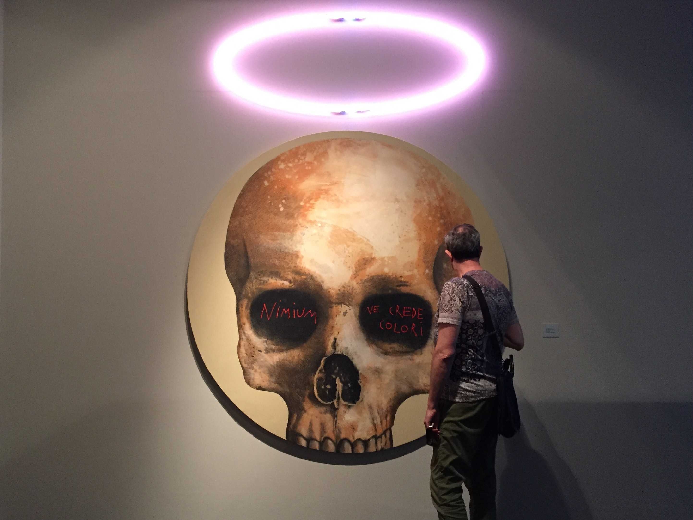 El artista que nunca dice 'no': Artur Heras expone 400 piezas en La Nau