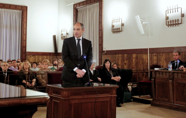 Del caso de los trajes a Gürtel: las causas judiciales que ha sorteado Camps durante 15 años 