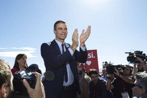 Pedro Sánchez regresa a Los Alcázares para pedir el voto socialista en las europeas con el foco en el Mar Menor 