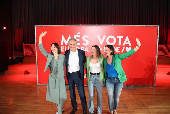 Zapatero apela a la movilización en la Vall: 